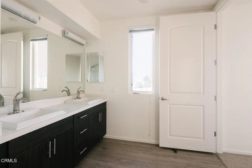 124 W Colorado Street #404 photo 8