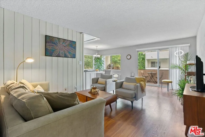 1831 Prosser Avenue #205 photo 3