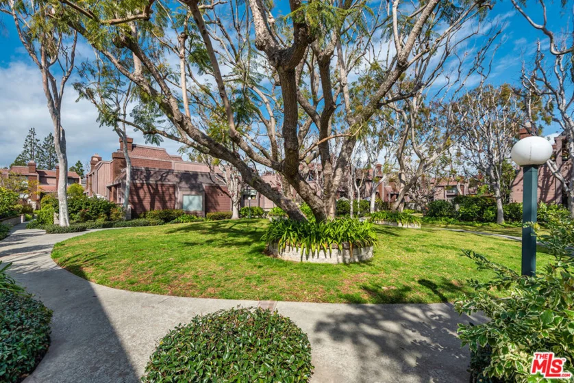 4631 Alla Road #4 photo 34