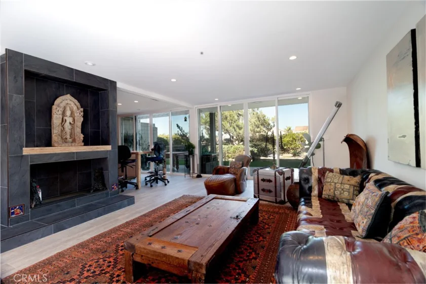 16353 Wimbledon Lane photo 1