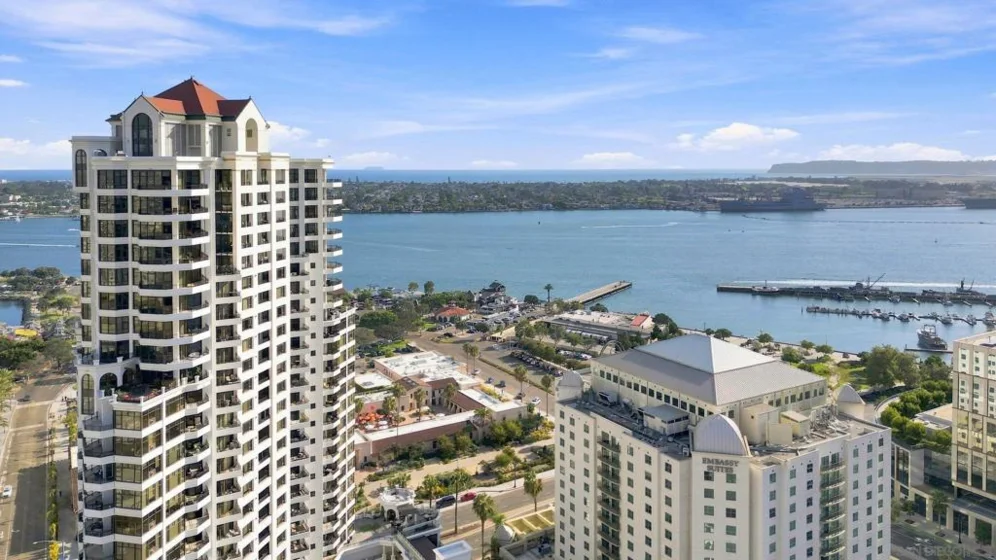 700 W Harbor Drive #1805 photo 1