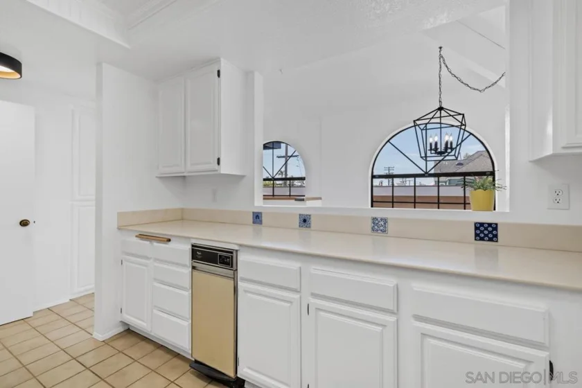 761 D Avenue #C photo 34
