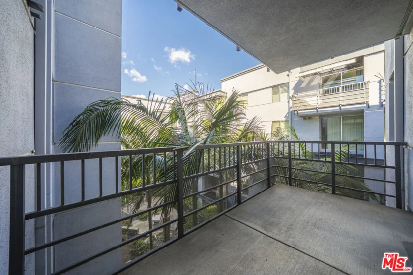 629 Traction Avenue #511 photo 20