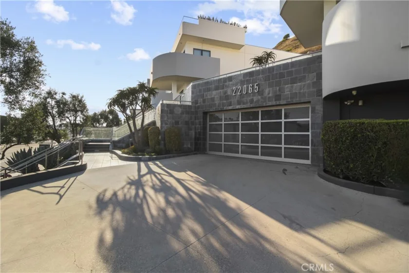 22065 Pacific Coast Hwy #3 photo 33