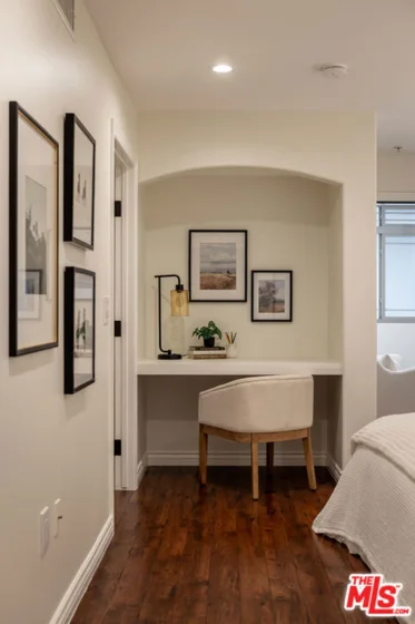 4733 Elmwood Avenue #102 photo 22