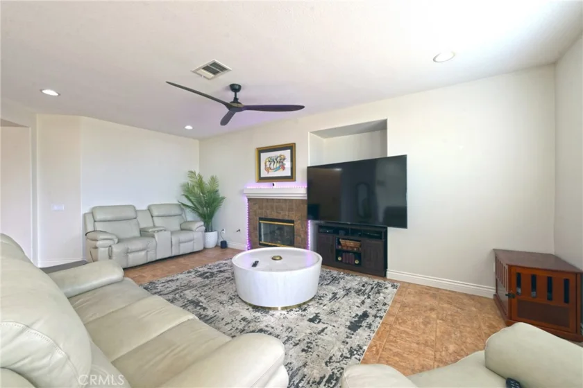 26784 Lemon Grass photo 26