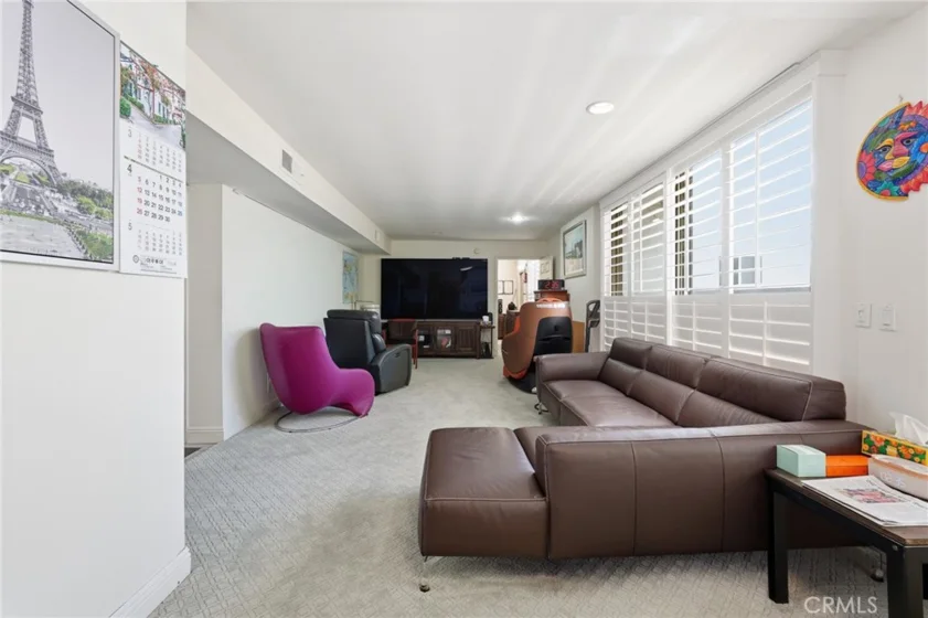 429 N Oakhurst Drive #301 photo 7