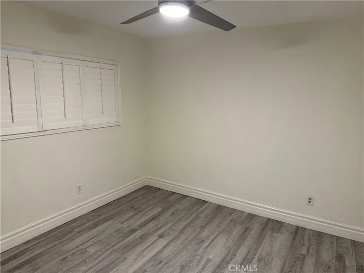 960 Larrabee photo 11