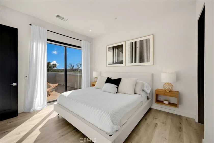 756 W 19th Street #B photo 37