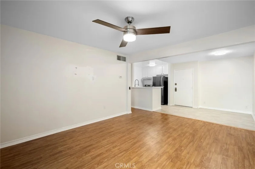 15425 Sherman #107A photo 6