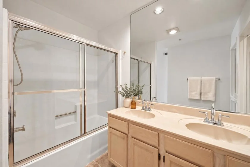 1131 Campbell #212 photo 24
