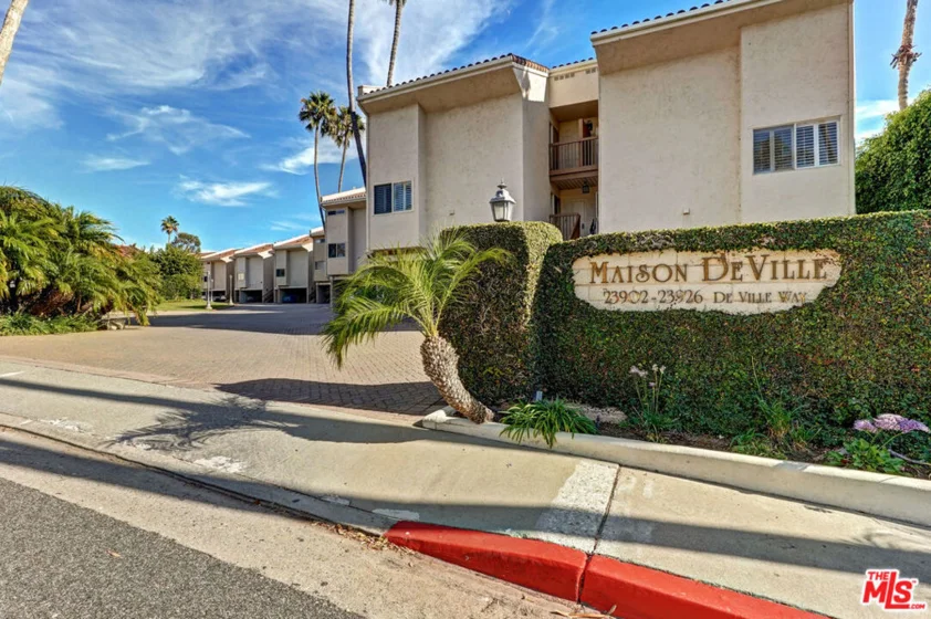 23904 De Ville Way #D photo 19