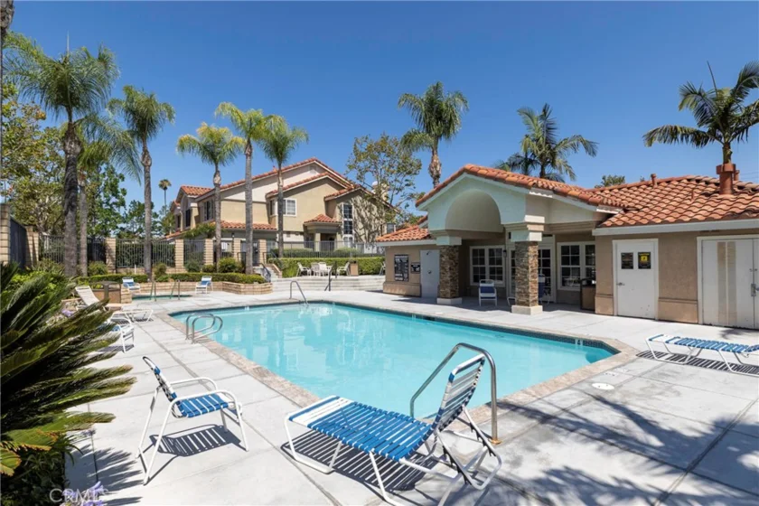 1120 Portofino Court #101 photo 32