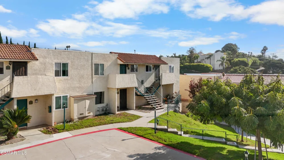 6466 Cavalleri Road photo 25