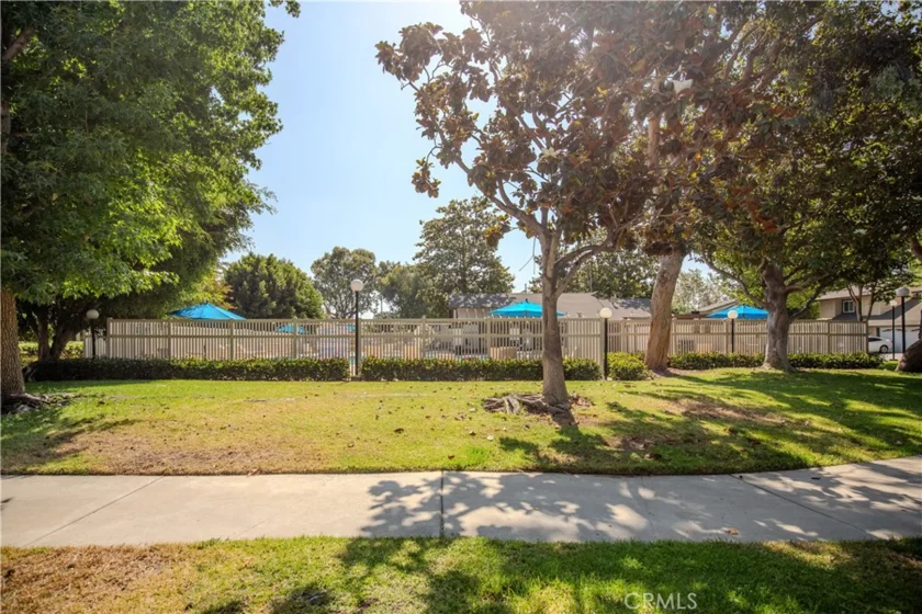 2528 N Tustin #D photo 52