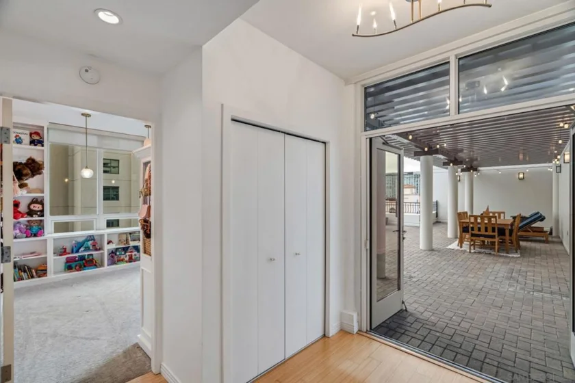 700 W Harbor Drive #705 photo 25