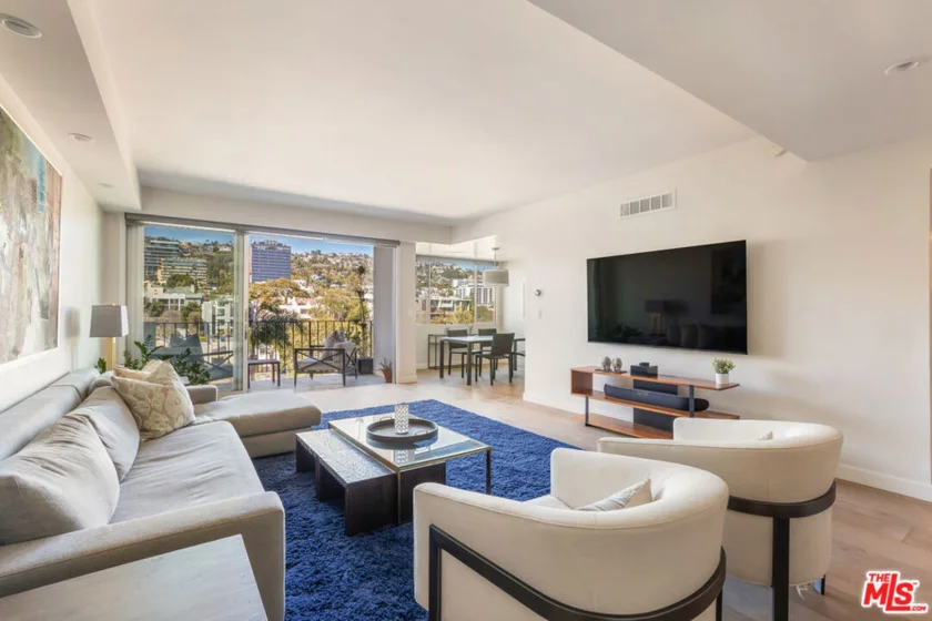818 N Doheny Drive #607 photo 1