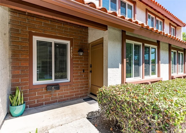 4807 Daroca Way photo 1