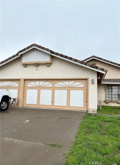 25280 Shadescale Drive photo