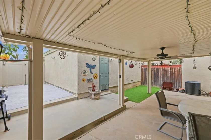 1304 Camelot Drive photo 32