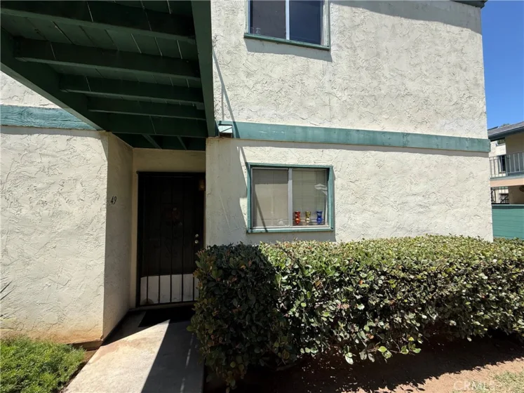1817 E Grand Avenue #49 photo 1