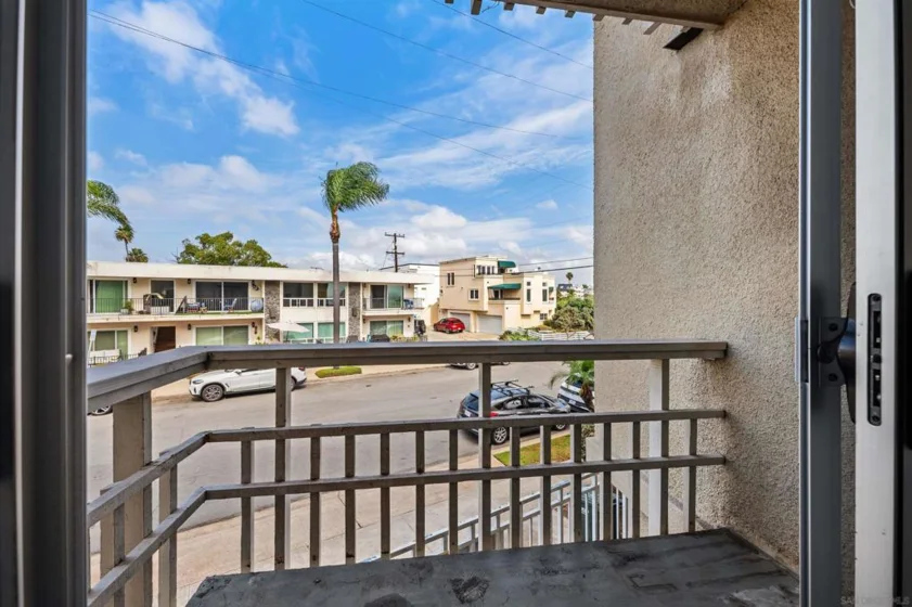 3833 Lamont Street #2A photo 31