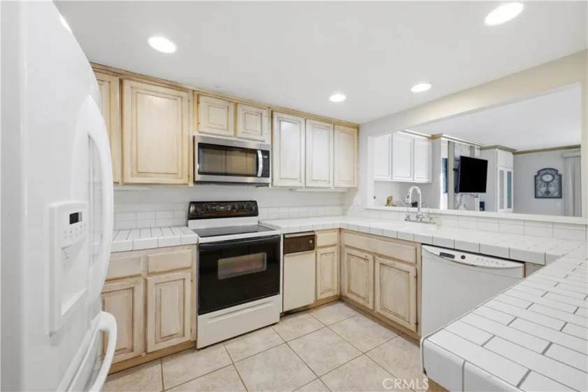 22 Montego Court photo 23