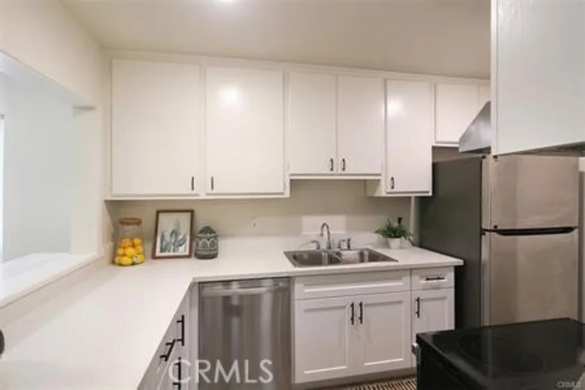 5651 Sumner #109 photo 10