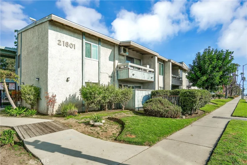 21801 Roscoe Boulevard #233 photo 1