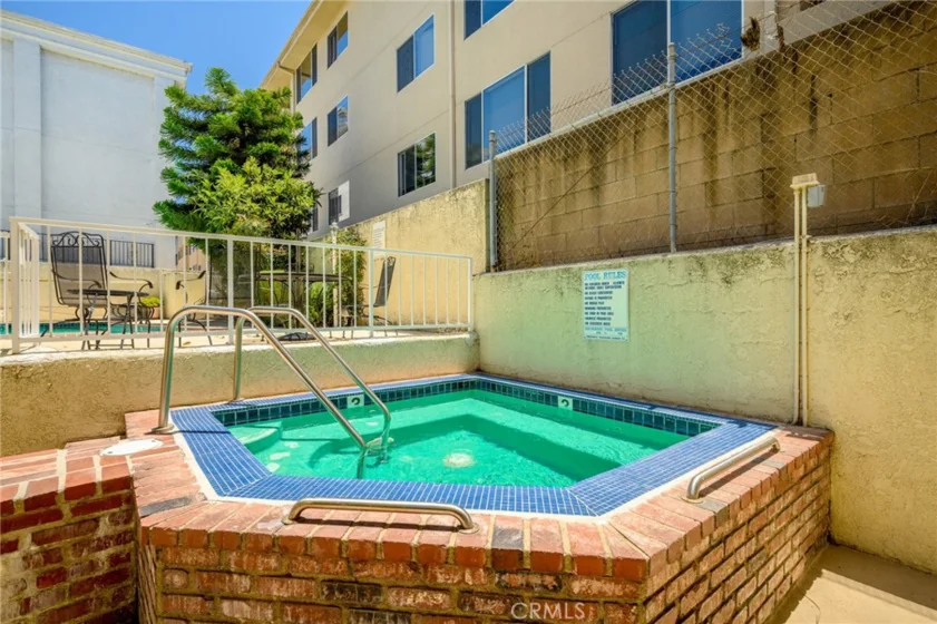 4558 Willis Avenue #203 photo 21