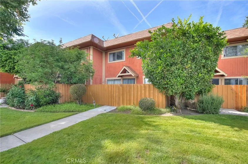 14265 Terra Bella Street #32 photo 3