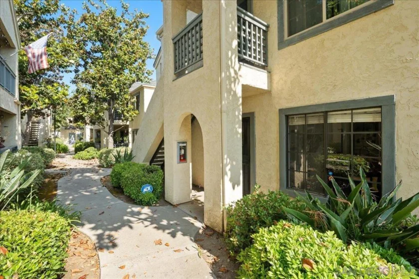 8621 Arminda Circle #28 photo 1