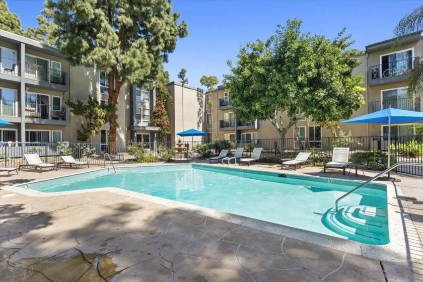 4860 Rolando Court #Unit 2 photo 7