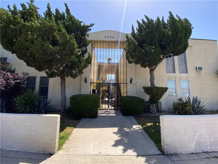 7826 Laurel Canyon Boulevard #1 photo 1