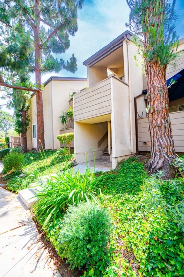 1220 Cabrillo Park Drive #H photo 1