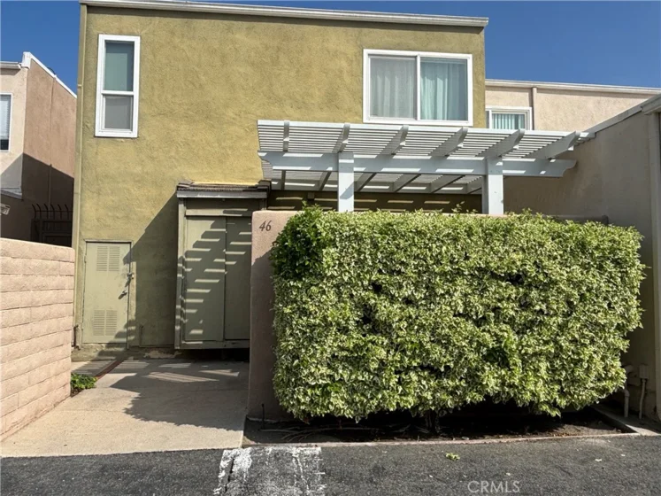 10746 Knott Avenue photo 3