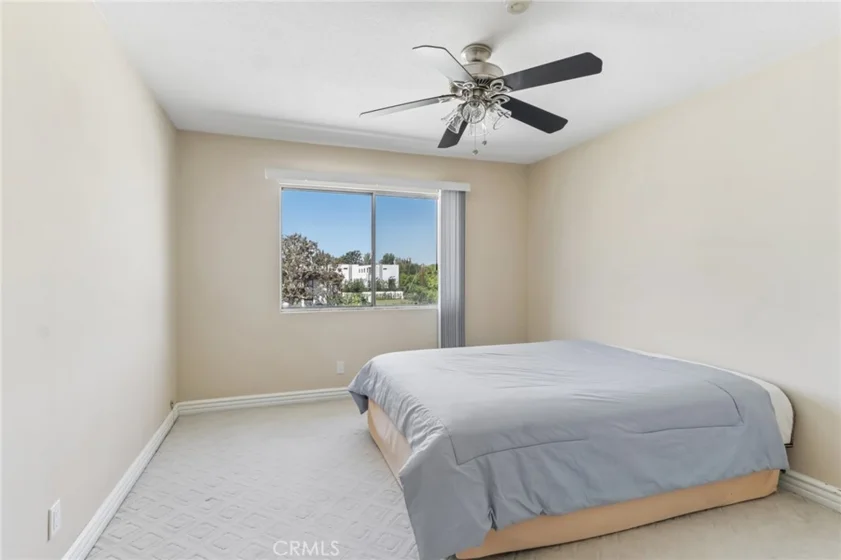 11507 Moorpark Street ##305 photo 13