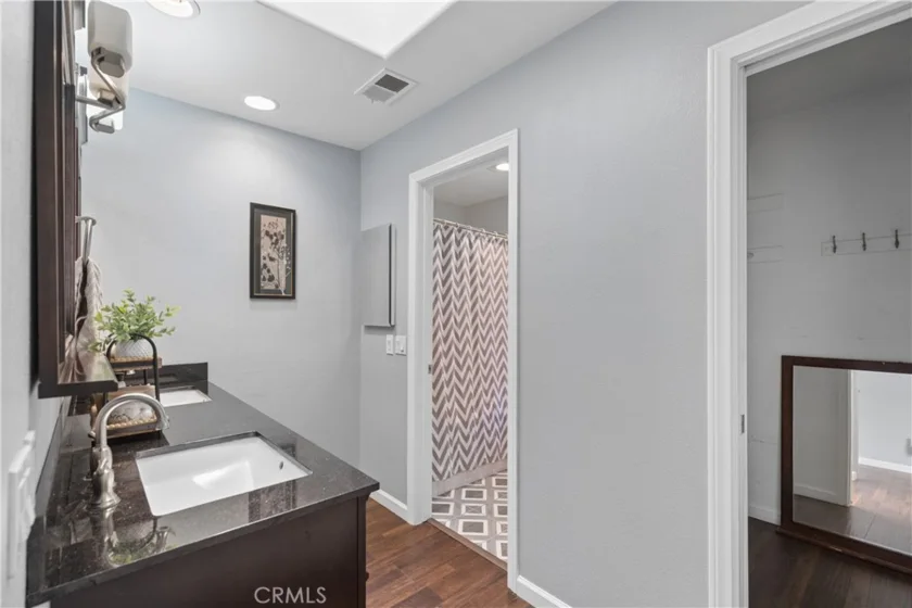38321 Oaktree photo 10