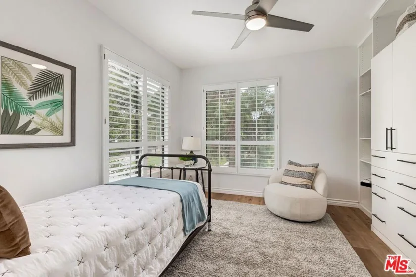 5625 Cambridge Way #203 photo 27