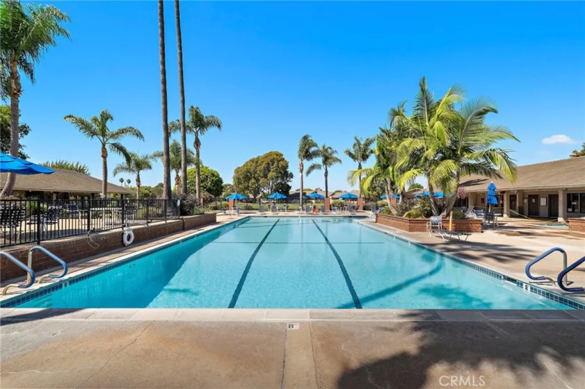 8932 Biscayne Court #1320E photo 31