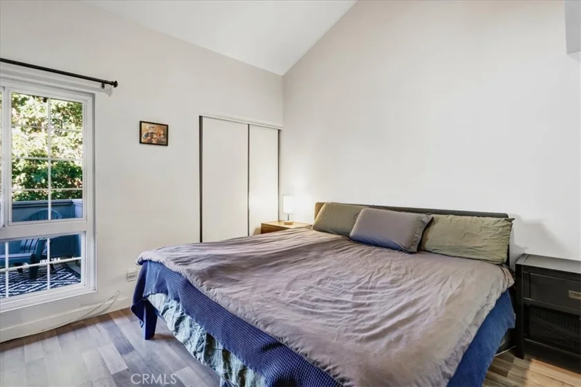 883 W 34th #N photo 17
