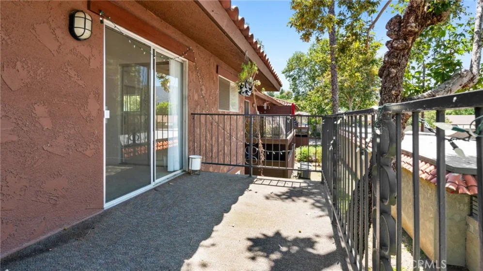 1598 Border Avenue #H photo 18