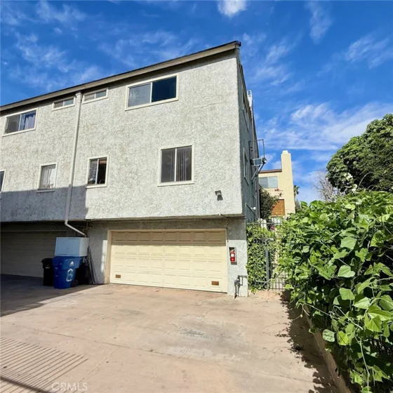 8936 Willis Avenue #9 photo 1