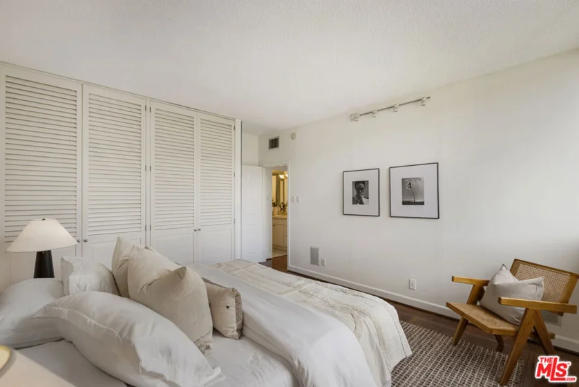4411 Los Feliz Boulevard #502 photo 16