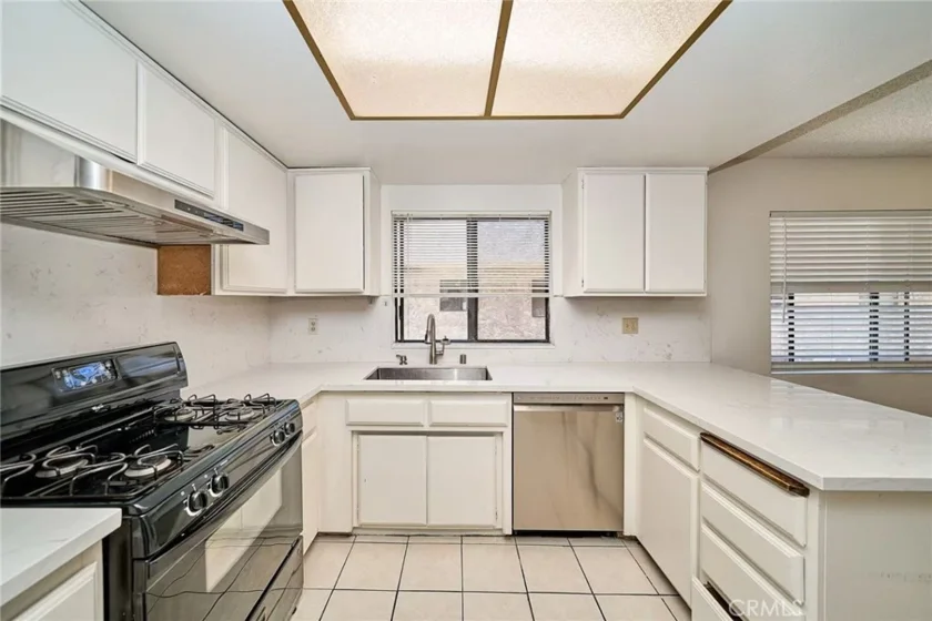 218 N Marguerita Avenue #D photo 11