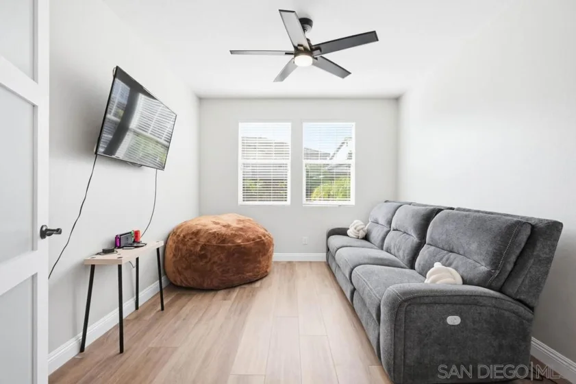 30303 Laruns Street photo 15