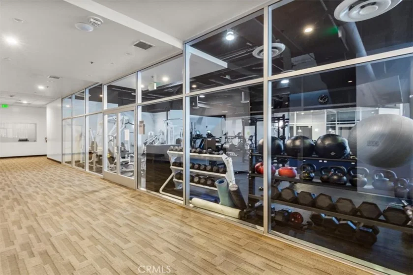 1100 Wilshire Boulevard #1812 photo 30