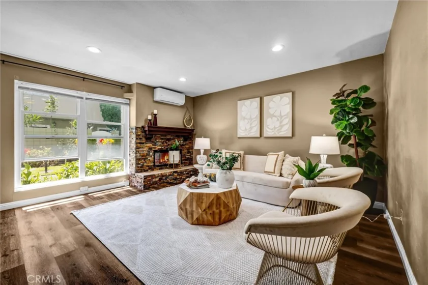 1604 Mitchell photo 1