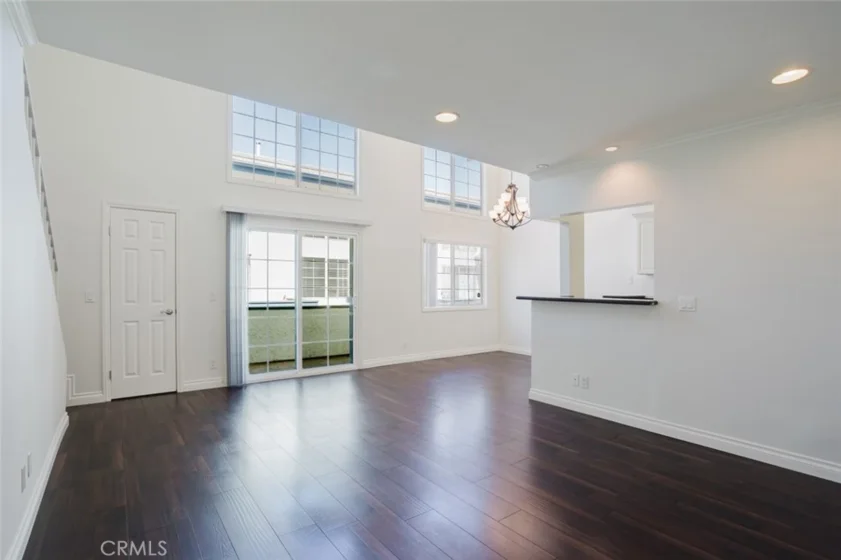 21529 Saticoy Street #217 photo 5