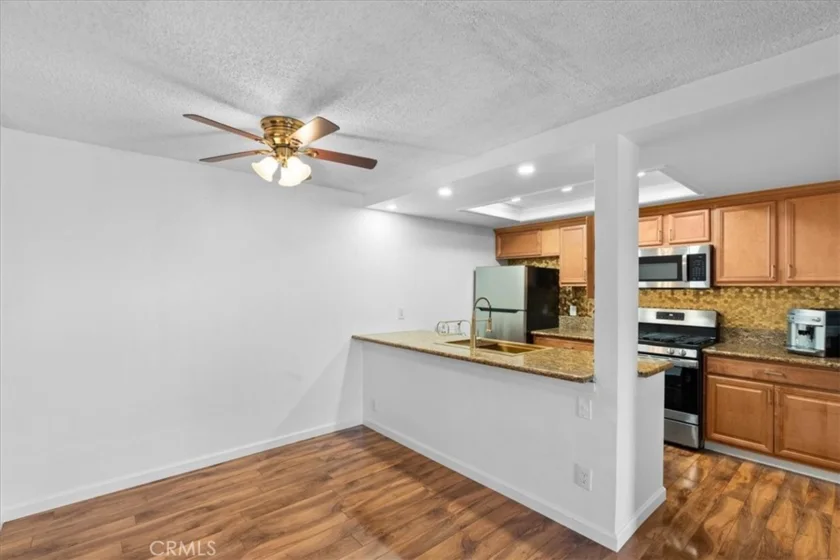 12437 Bay Hill Court photo 8